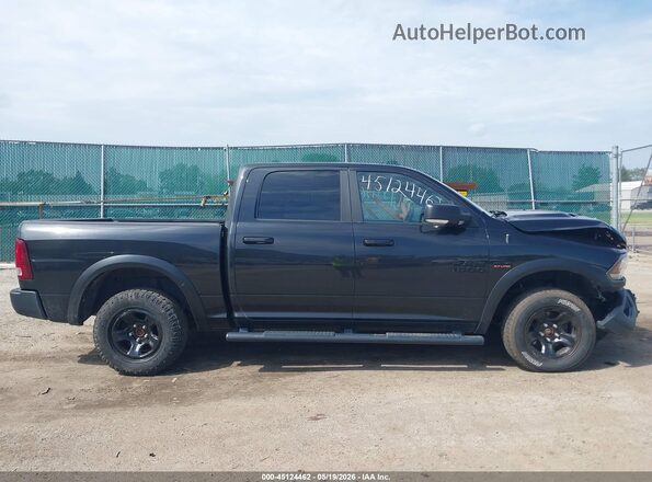 1C6RR7YT3JS197554 2018 RAM 1500 Black Вид задньої частини салону