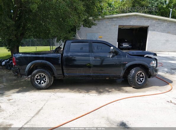 1C6RR7YT5HS793033 2017 RAM 1500 Black Rear interior view