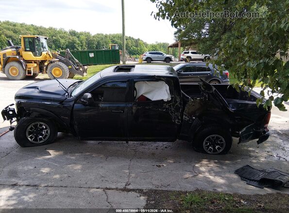 1C6RR7YT5HS793033 2017 RAM 1500 Black 360 interior view