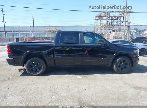 1C6RREFG5SN568403 2025 RAM 1500 Black Rear interior view