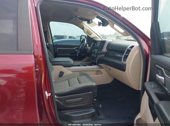 1C6RREFT0MN661975 2021 RAM 1500 Burgundy Front interior view