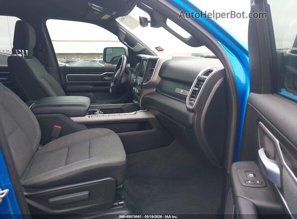 1C6RREFT3MN646922 2021 RAM 1500 Синий Вид салона спереди
