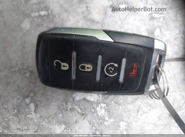 1C6RREFT3MN646922 2021 RAM 1500 Синий Вид панели приборов