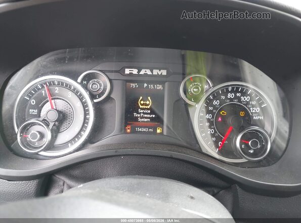 1C6RREFT6KN701294 2019 RAM 1500 White 