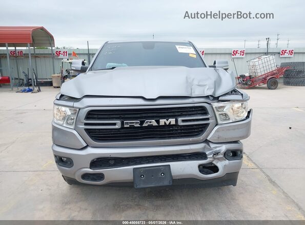 1C6RREFTXKN717031 2019 RAM 1500 Silver Instrument cluster view
