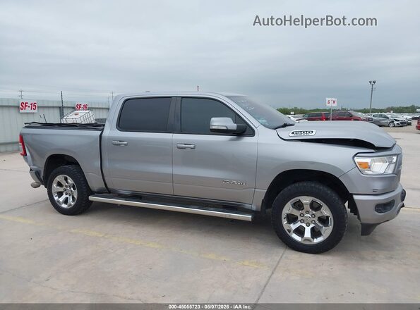 1C6RREFTXKN717031 2019 RAM 1500 Silver Rear interior view