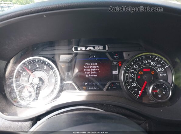 1C6RRFBG8MN738090 2021 RAM 1500 Gray Widok tylnych siedzeń