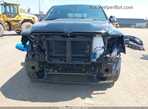 1C6RRFFG0SN190089 2025 RAM 1500 Black Rear interior view