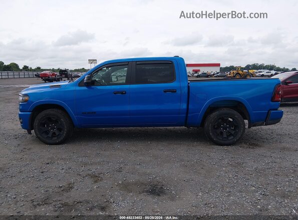 1C6RRFFG0SN223723 2025 RAM 1500 Blue სალონის 360-გრადუსიანი ხედი