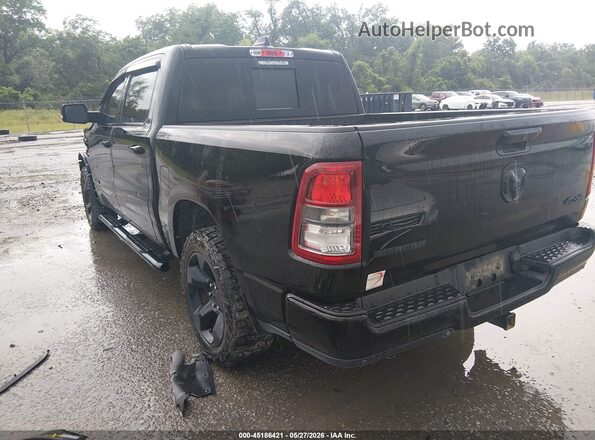 1C6RRFFG1KN729190 2019 RAM 1500 Черный Задняя левая четверть
