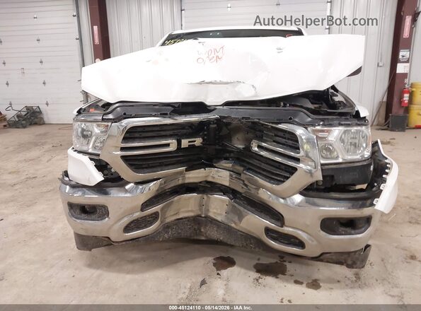 1C6RRFFG2MN579027 2021 RAM 1500 White Widok z przodu