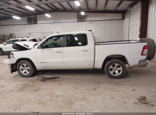 1C6RRFFG2MN579027 2021 RAM 1500 White Widok wnętrza 360 stopni