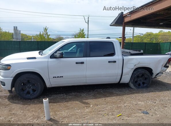 1C6RRFFG4SN503967 2025 RAM 1500 White 360 interior view