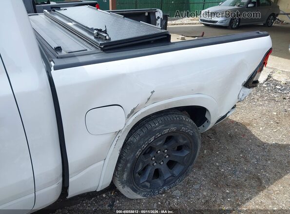 1C6RRFFG4SN503967 2025 RAM 1500 White Front view