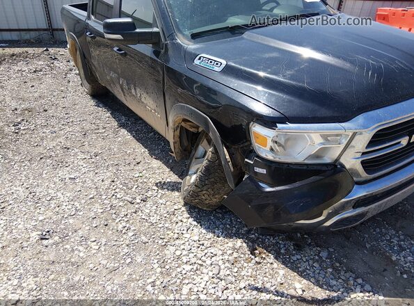 1C6RRFFG7MN644745 2021 RAM 1500 Black Front view