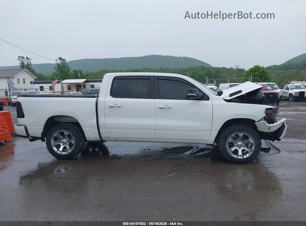 1C6RRFFGXMN748016 2021 RAM 1500 White 