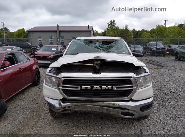 1C6SRFBT4KN822435 2019 RAM 1500 White Widok z przodu