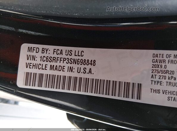 1C6SRFFP3SN698848 2025 RAM 1500 Black Vista del compartimento del motor