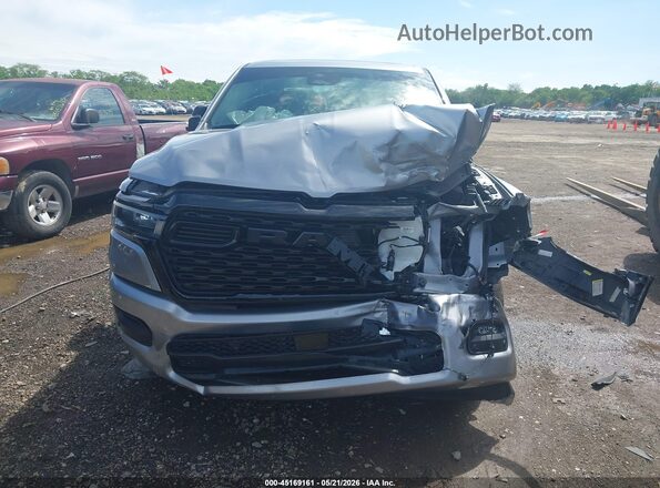 1C6SRFFP9SN501326 2025 RAM 1500 Silver Вид щитка приладів