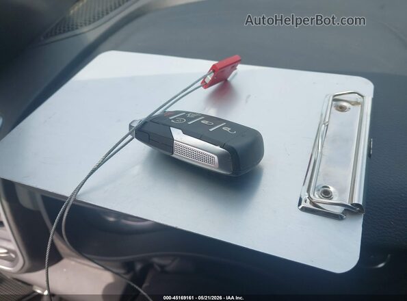 1C6SRFFP9SN501326 2025 RAM 1500 Silver Вид панелі приладів