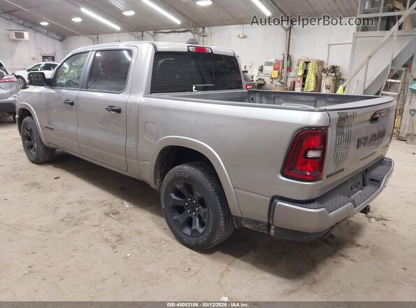 1C6SRFFPXSN698779 2025 RAM 1500 Silver Trasero izquierdo