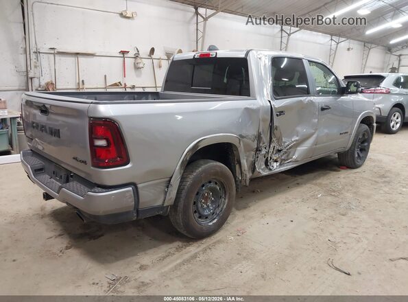 1C6SRFFPXSN698779 2025 RAM 1500 Silver Trasero derecho