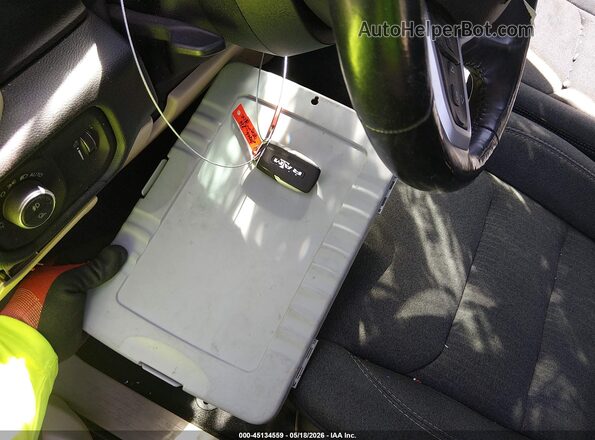 1C6SRFFT1LN358774 2020 RAM 1500 Gray Dashboard view