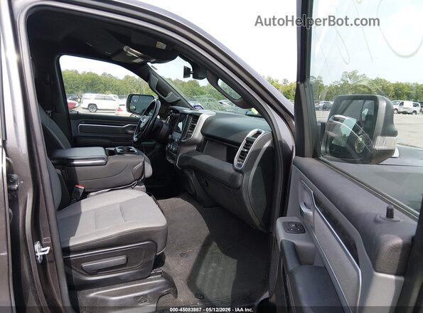 1C6SRFFT1MN696001 2021 RAM 1500 Gray წინა სალონის ხედი