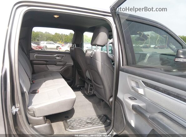 1C6SRFFT1MN696001 2021 RAM 1500 Gray VIN კოდის სტიკერის ხედი