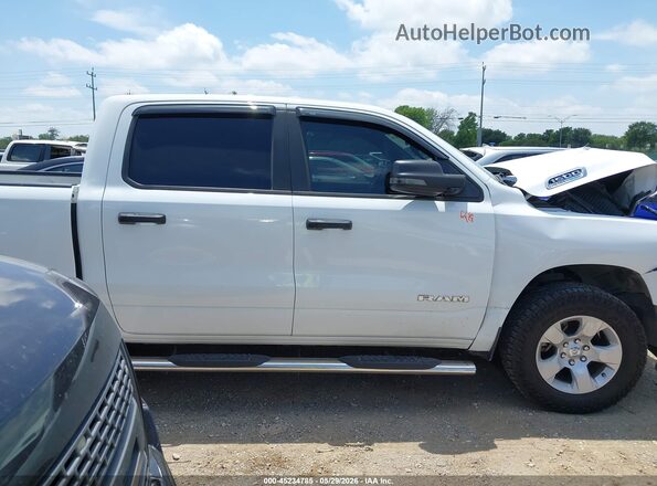1C6SRFFT4PN544198 2023 RAM 1500 White სალონის 360-გრადუსიანი ხედი