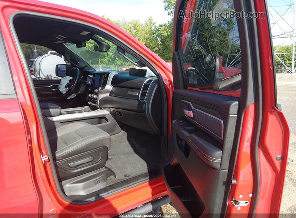 1C6SRFFT7LN350176 2020 RAM 1500 Red Front interior view