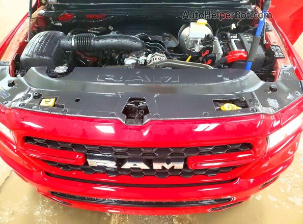 1C6SRFFT8NN392049 2022 RAM 1500 Красный Вид задней части салона