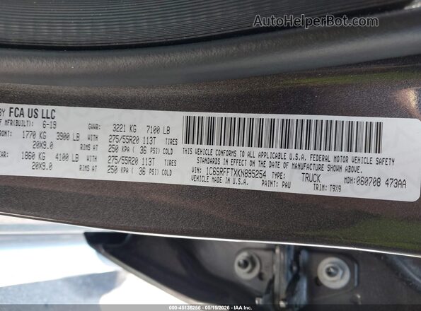 1C6SRFFTXKN895254 2019 RAM 1500 Gray Vista del compartimento del motor