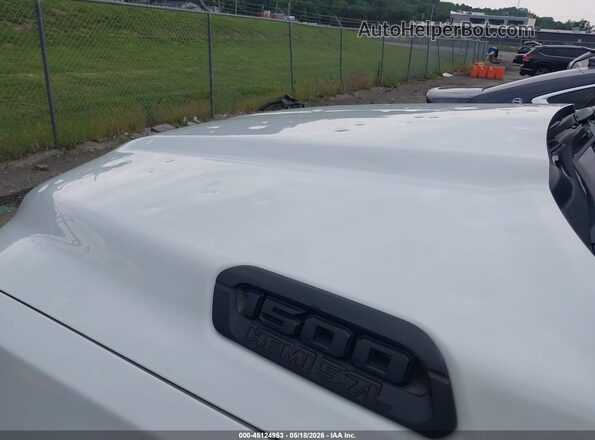 1C6SRFFTXLN324509 2020 RAM 1500 White Widok z przodu