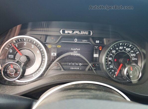 1C6SRFFTXMN595751 2021 RAM 1500 Черный 