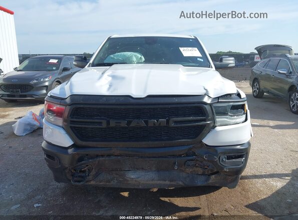 1C6SRFFTXPN594040 2023 RAM 1500 White Սարքավորումների վահանակի տեսք