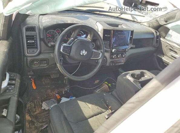 1C6SRFGP2SN609589 2025 RAM 1500 White Widok deski rozdzielczej