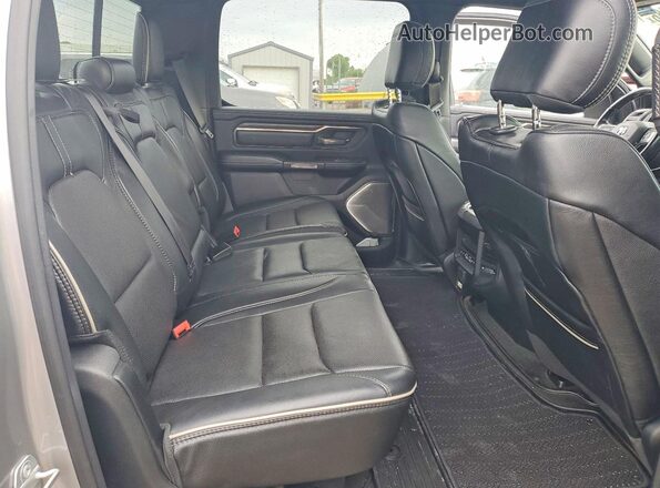 1C6SRFHM7LN225457 2020 RAM 1500 Silver Հետևի նստատեղերի տեսք