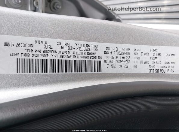 1C6SRFHT6LN194130 2020 RAM 1500 Silver Vista del compartimento del motor