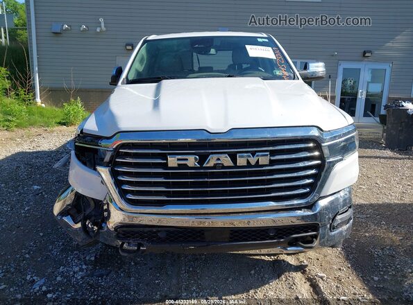 1C6SRFJP2SN535325 2025 RAM 1500 White Vista del cuadro de instrumentos