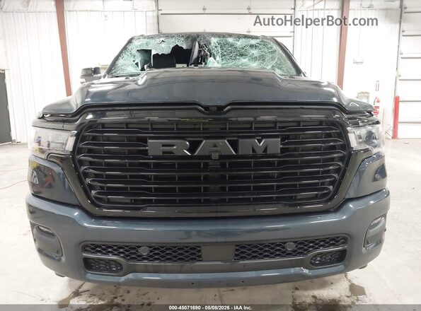 1C6SRFJP2TN196809 2026 RAM 1500 Gray Rear interior view