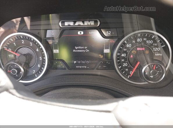 1C6SRFJT0NN262502 2022 RAM 1500 Gray უკანა სავარძლების ხედი