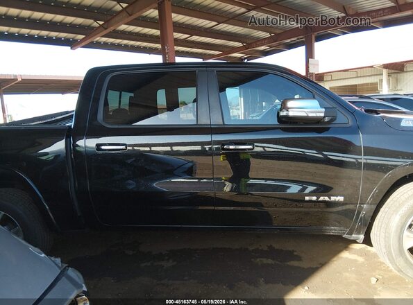 1C6SRFJT0NN306644 2022 RAM 1500 Black Панорамний вид салону 360°