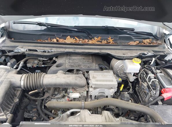 1C6SRFJT2RN150516 2024 RAM 1500 White Widok z tyłu