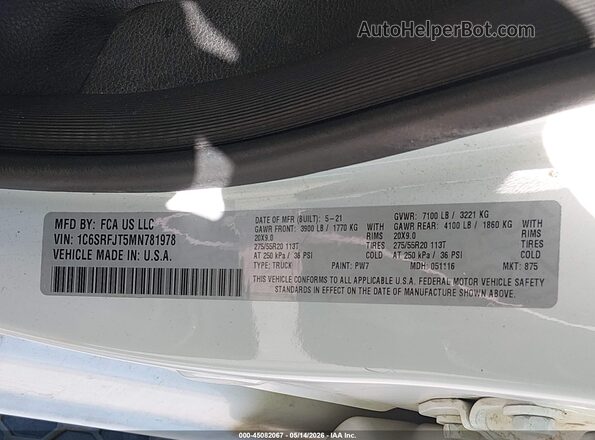 1C6SRFJT5MN781978 2021 RAM 1500 White Widok komory silnika