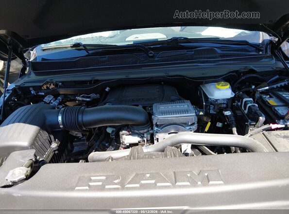 1C6SRFJT8TN341817 2026 RAM 1500 Gray Հետևի տեսք