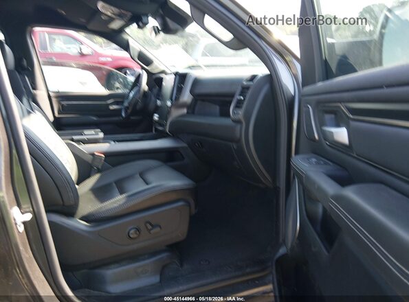 1C6SRFLT6PN623005 2023 RAM 1500 Gray Вид салону спереду