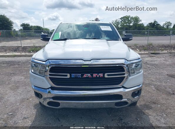 1C6SRFMT2MN756483 2021 RAM 1500 White Սարքավորումների վահանակի տեսք