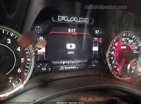1C6SRFMT2RN209236 2024 RAM 1500 Black Vista de los asientos traseros