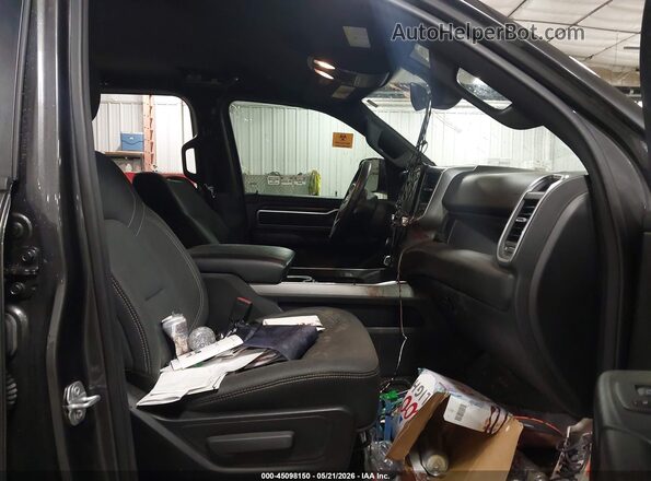 1C6SRFMT2RN209236 2024 RAM 1500 Black Vista interior delantera